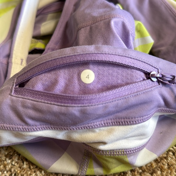 Lululemon athletic shorts - Picture 6 of 6